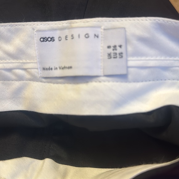 ASOS DESIGN rickrack trim straight leg tailored pants in mono - sz 4 - NWOT - Picture 7 of 7
